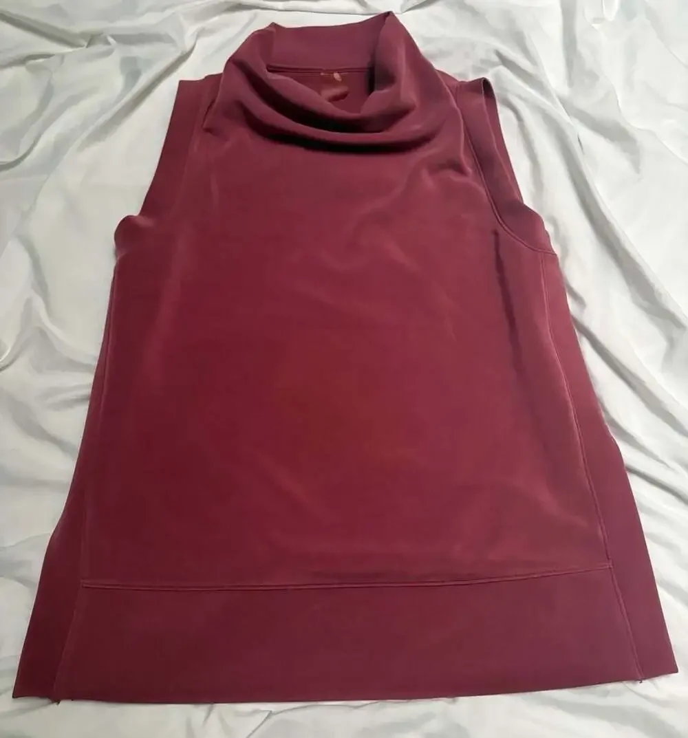 Calla Burgundy Cowl Neck Sleeveless Top and Cargo Shorts set S bottoms/M top